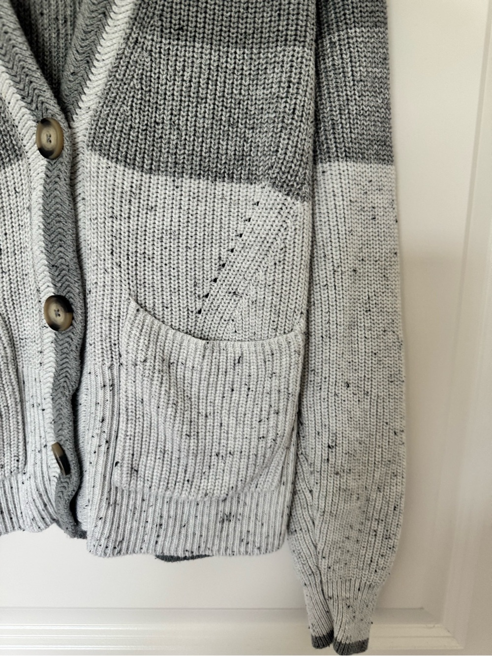 Nicely used: Small Grey Ombre V-Neck Button Front Cardigan Sweater - Picture 2 of 5